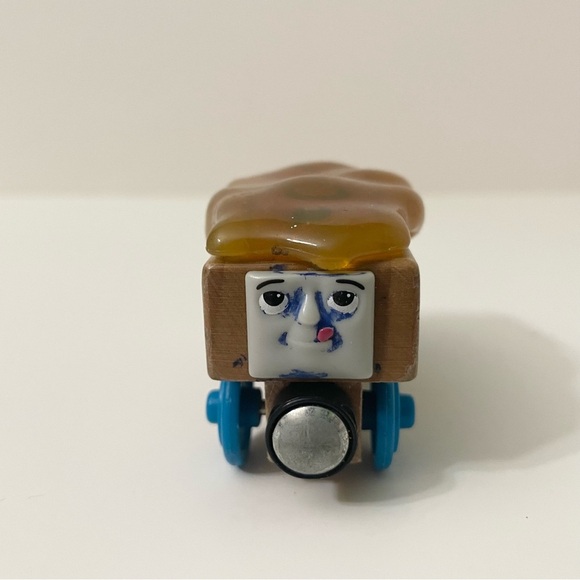 Thomas & Friends Wooden Caramel Car Train Sodor Sweet Shoppe - Picture 8 of 12